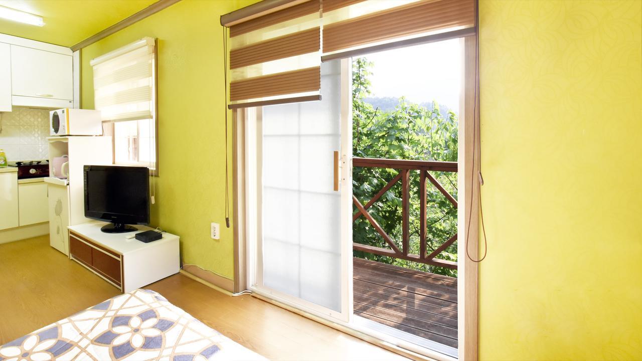 Ecopia Pension Pyeongchang Exterior photo