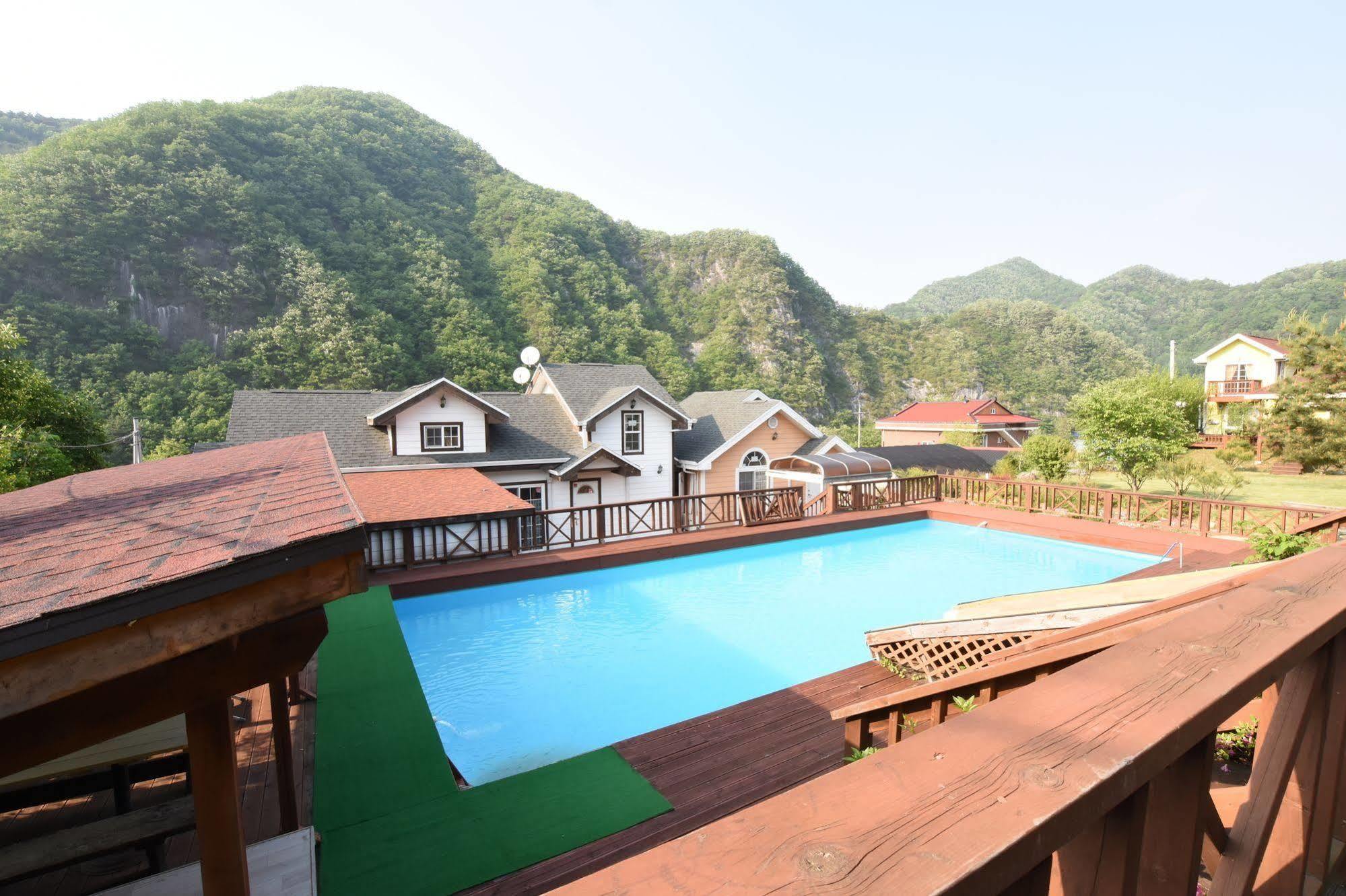 Ecopia Pension Pyeongchang Exterior photo